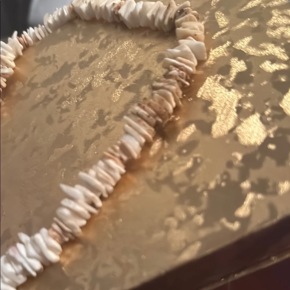 Natural Shell Necklace - Picture 2 of 2